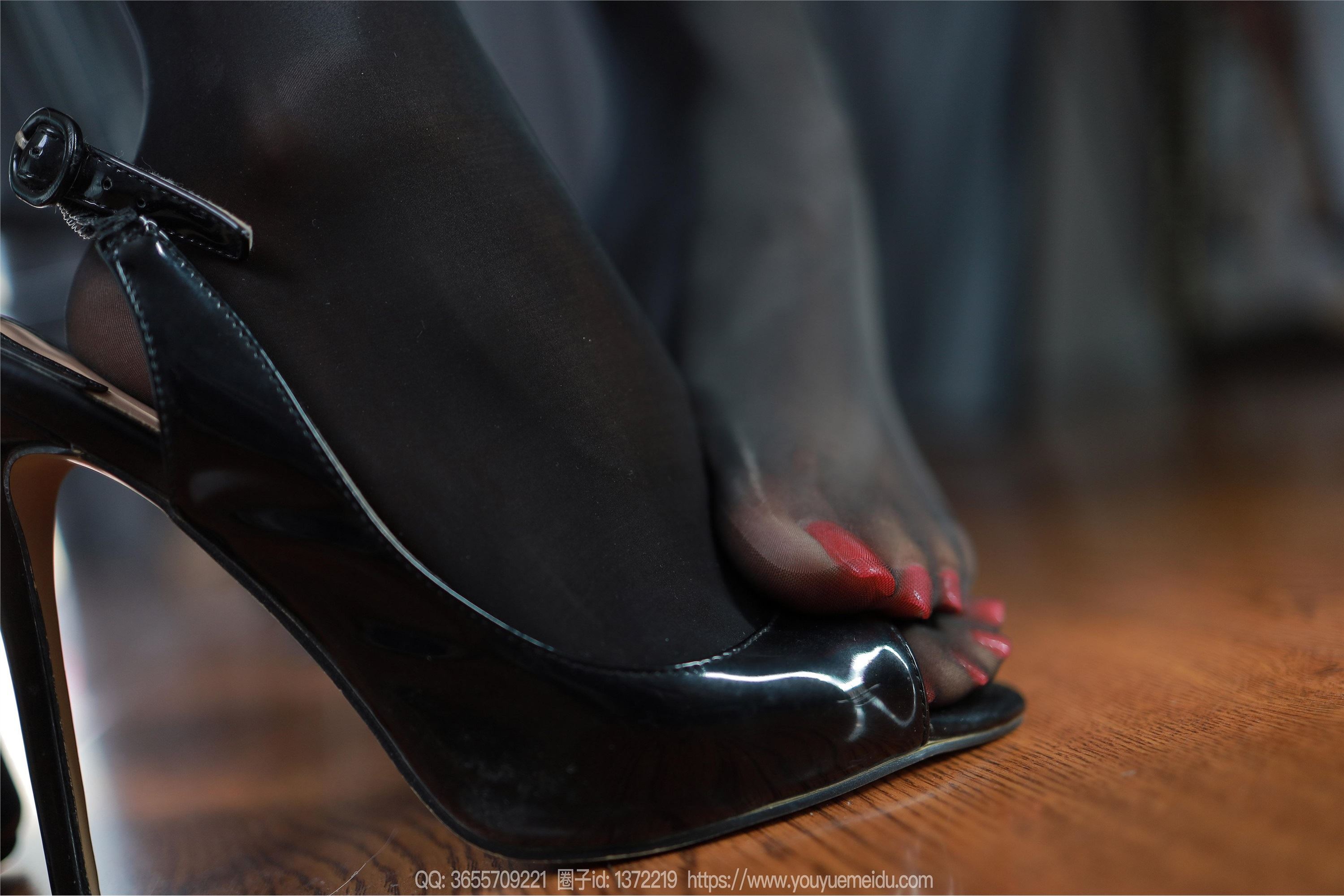 IESS异思趣向  2024.08.12 丝享家 1818 娇娇《油亮黑丝》